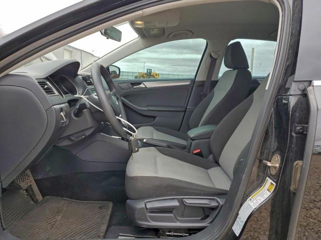 Volkswagen Jetta S Image 5