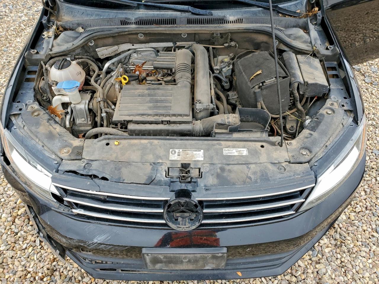 Volkswagen Jetta S Image 9