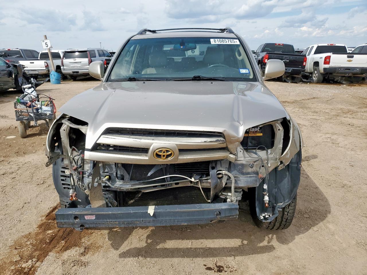 Toyota 4Runner Limited Image 14