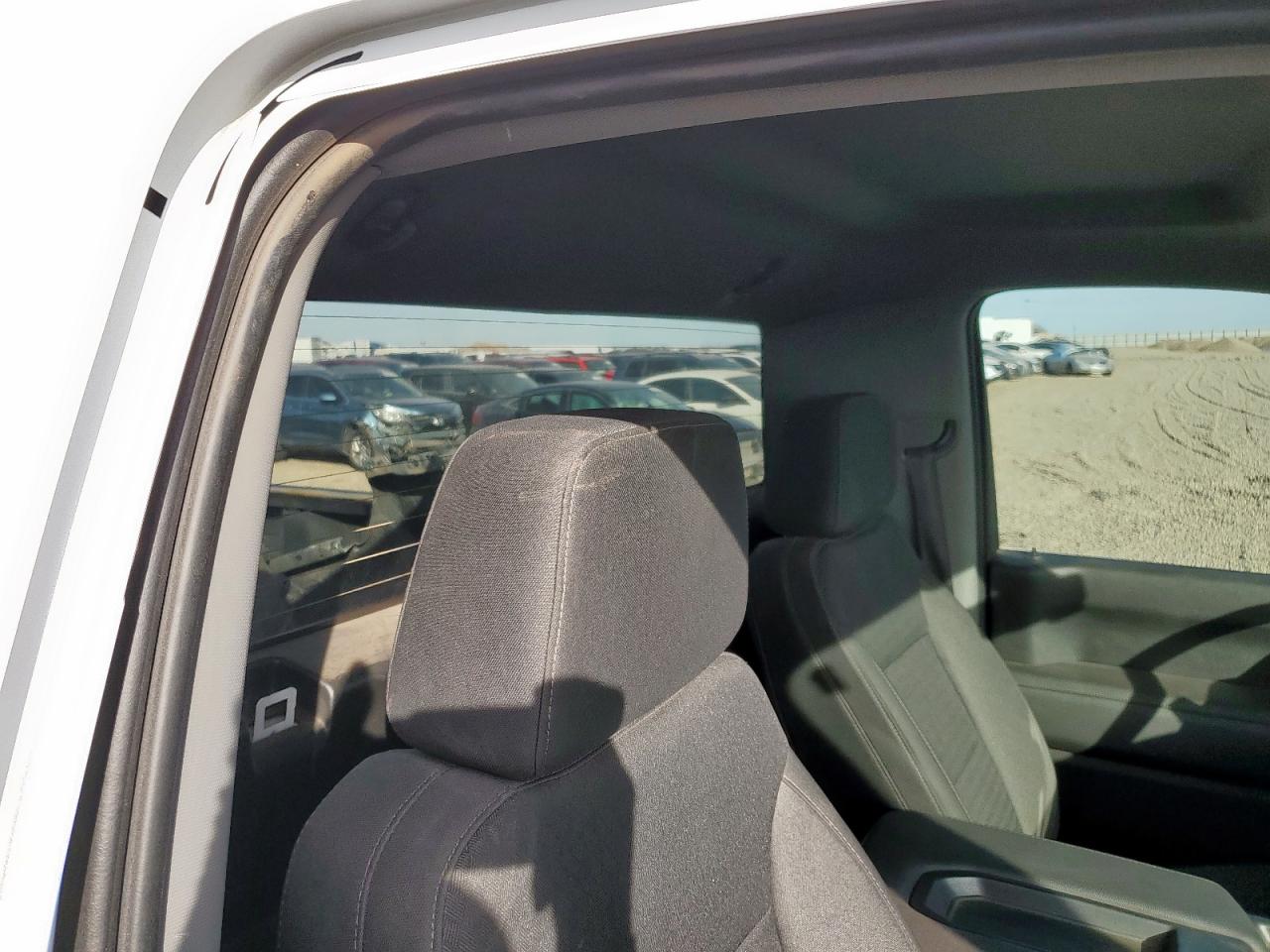 GMC Sierra K2500 Sle Image 13