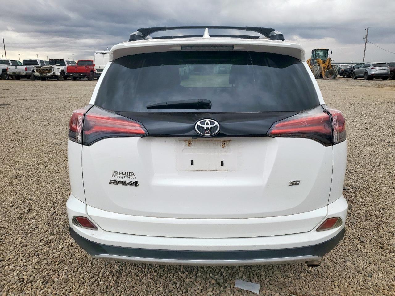 Toyota RAV4 Se Image 9