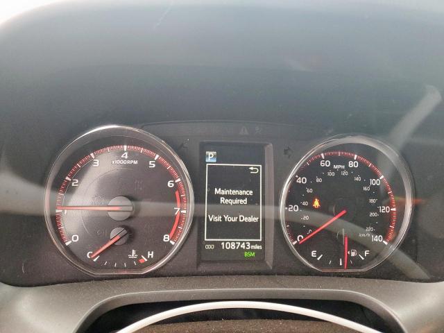 Toyota RAV4 Se Image 6