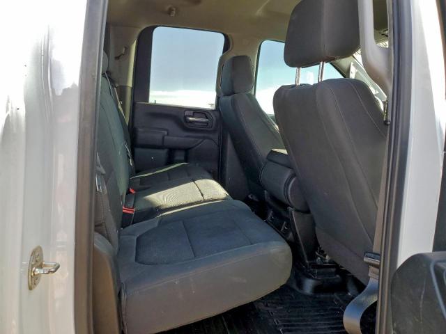 GMC Sierra K2500 Heavy Duty Image 9