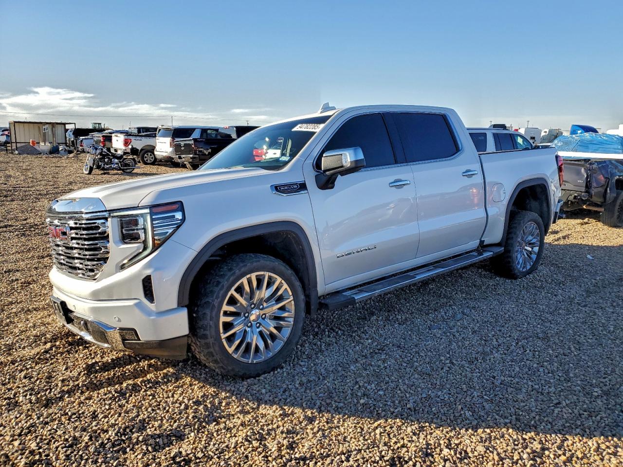 GMC Sierra K1500 Denali Image 1