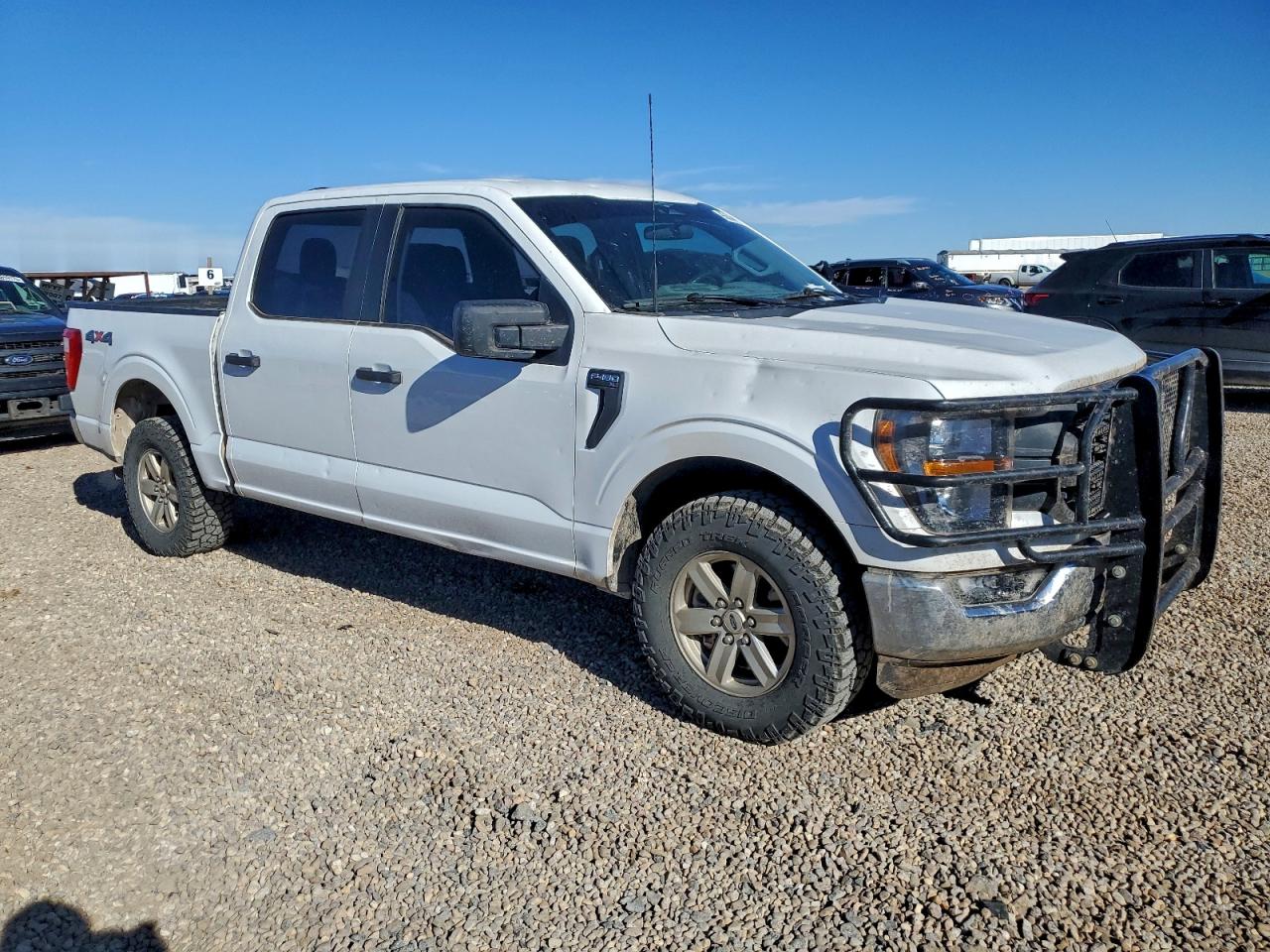 Ford F-150 Supercrew Image 11