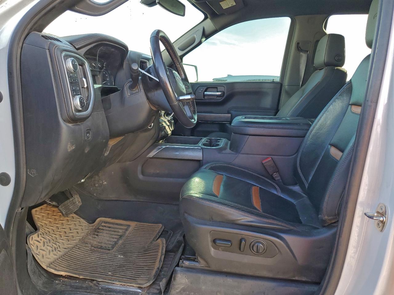 GMC Sierra K1500 At4 Image 11