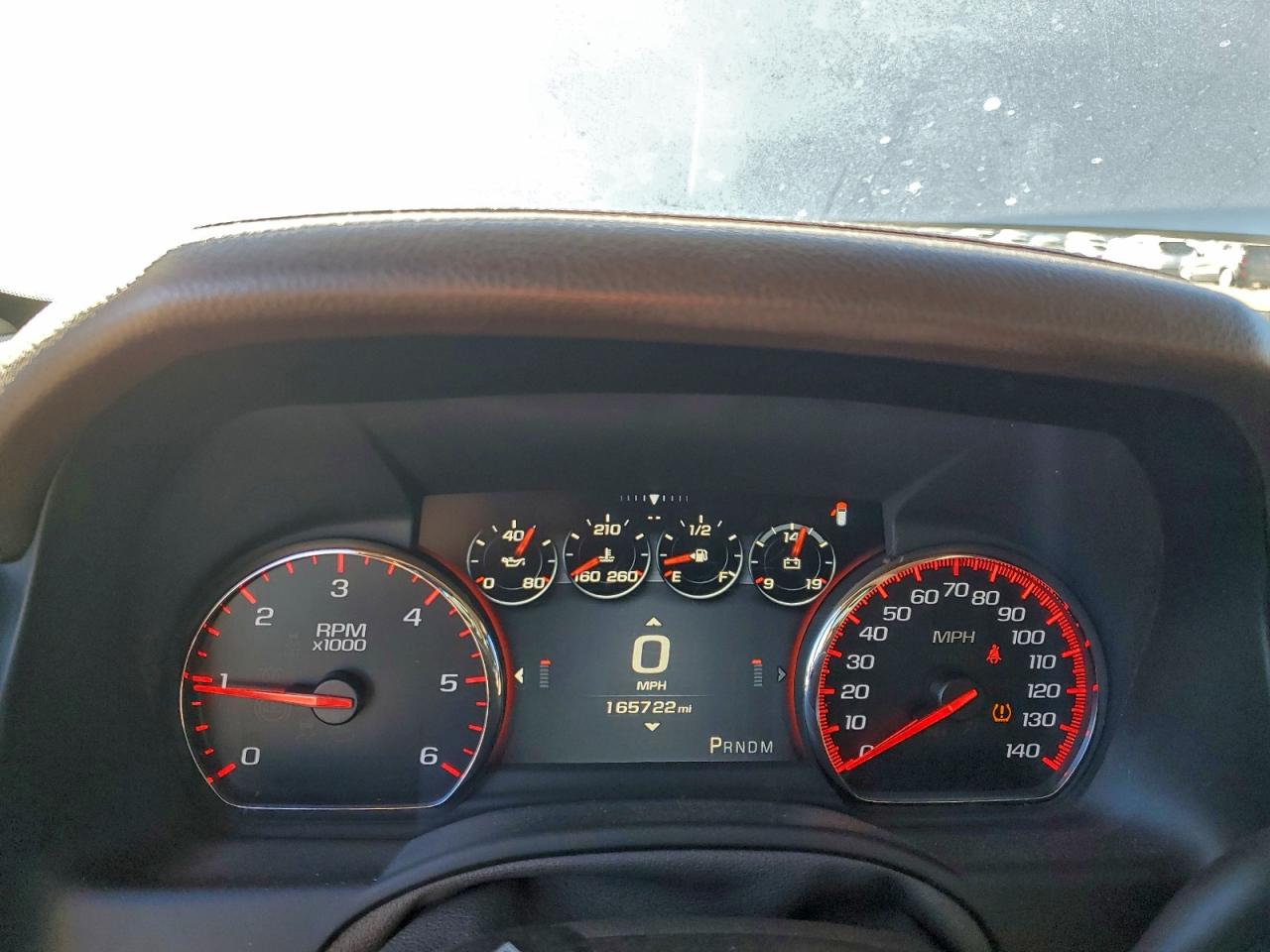 GMC Yukon Denali Image 7