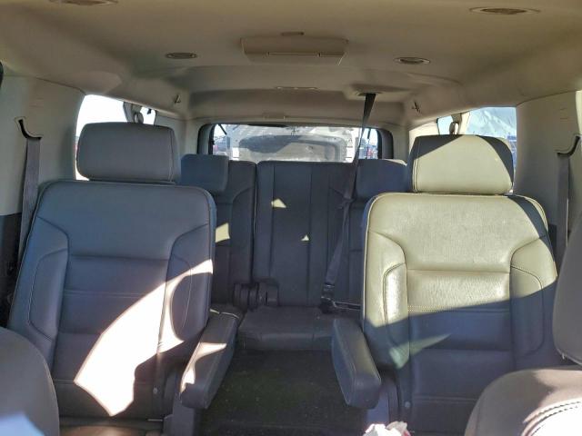 GMC Yukon Denali Image 2