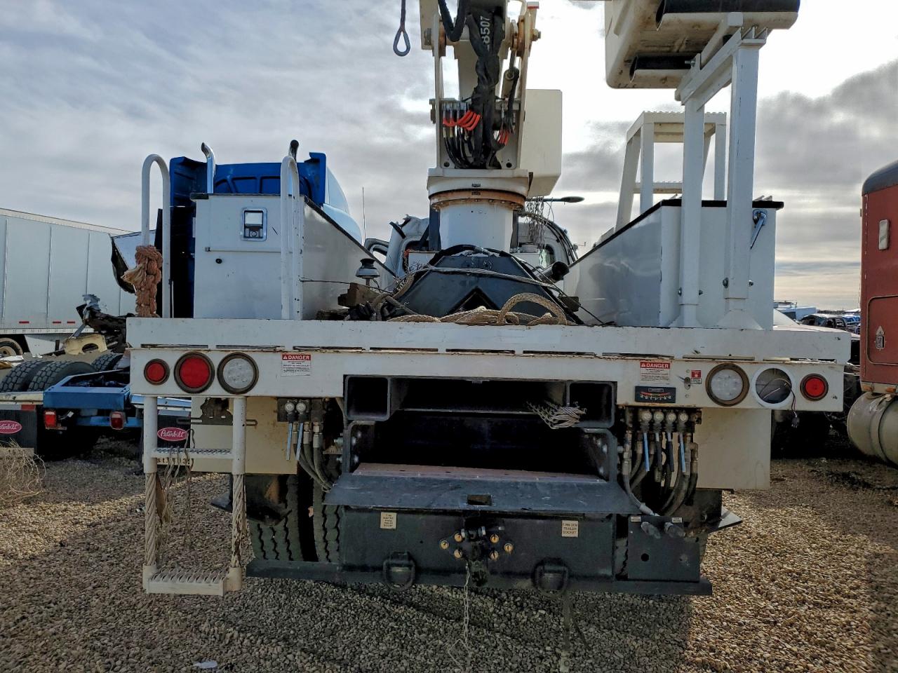 Freightliner M2 106 Med 106 Medium Duty Image 10