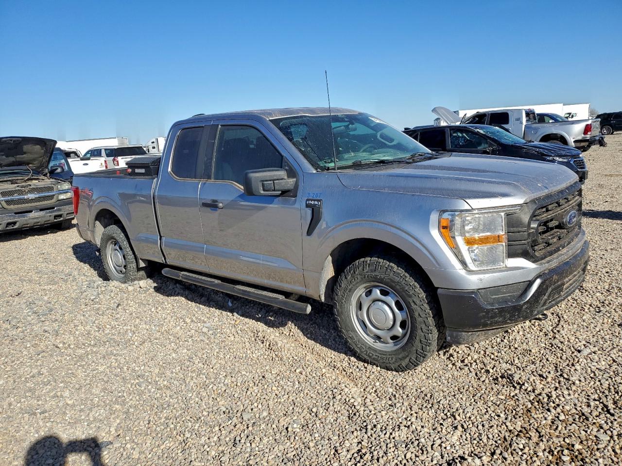 Ford F-150 Super Cab Image 3