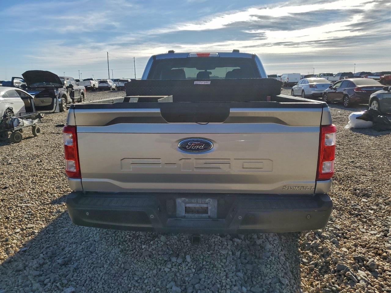 Ford F-150 Super Cab Image 7