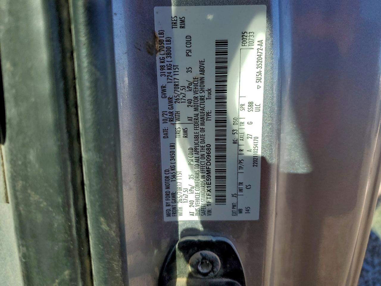 Ford F-150 Super Cab Image 2