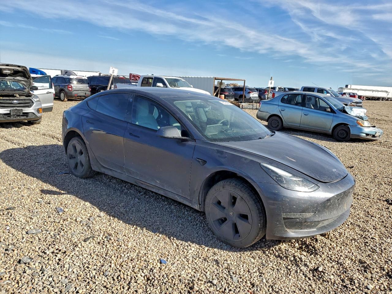 Tesla Model 3 Image 12