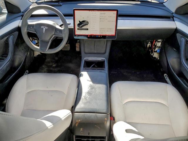 Tesla Model 3 Image 6