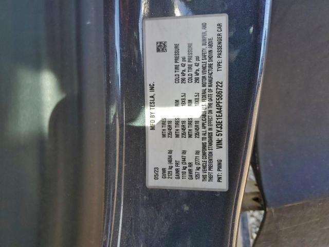 Tesla Model 3 Image 5