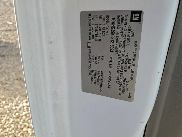 Chevrolet Express Image 2