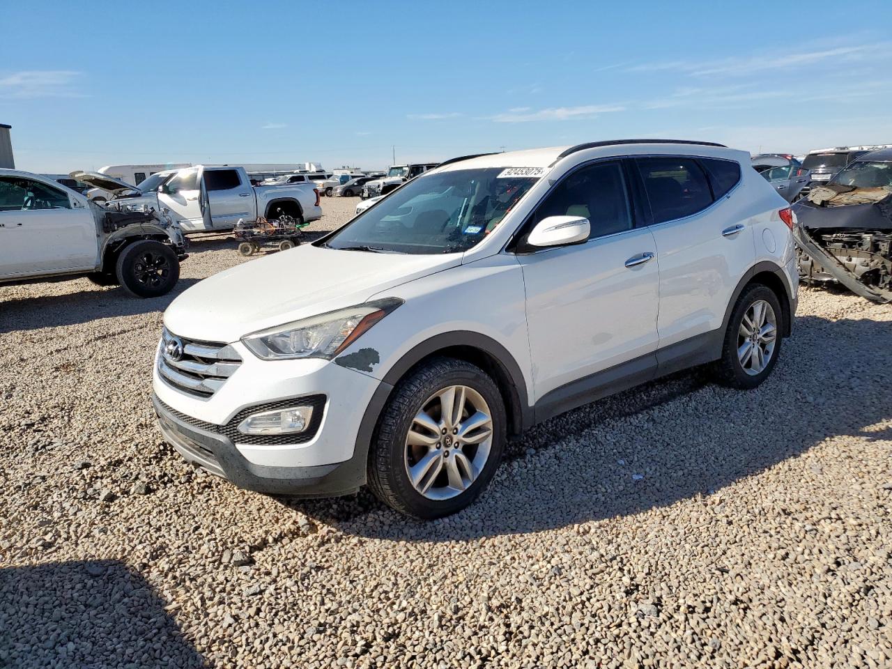 Hyundai SANTA FE Image 1