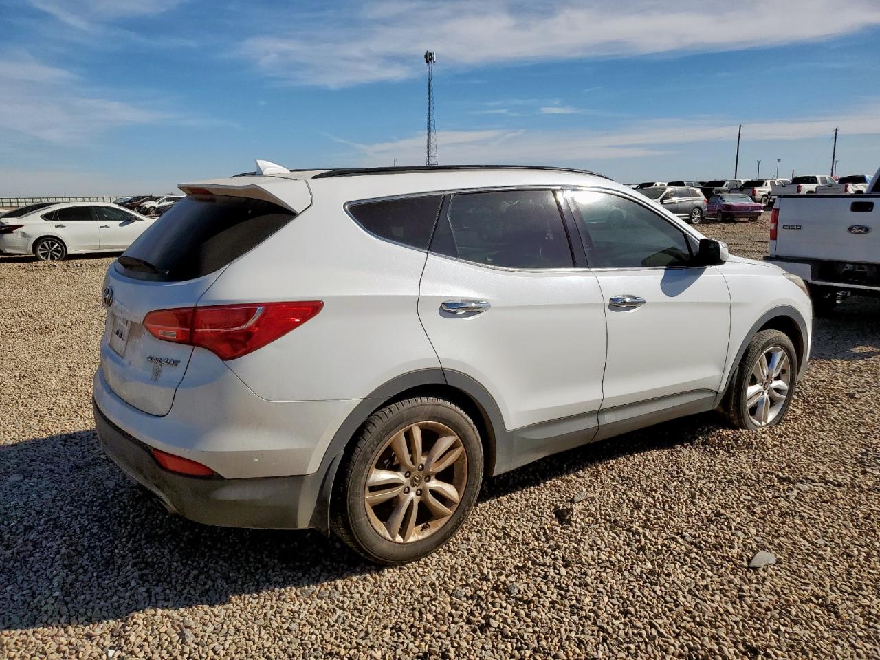 Hyundai SANTA FE Image 5