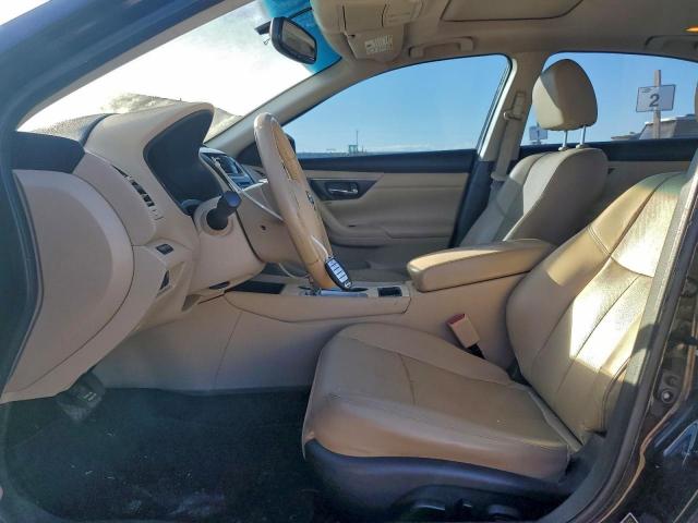 Nissan Altima 2.5 Image 9