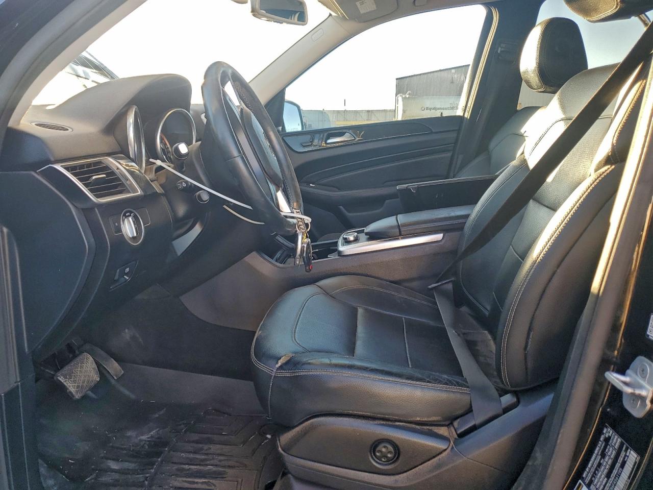 Mercedes-Benz M-Class 250 Bluetec Image 11