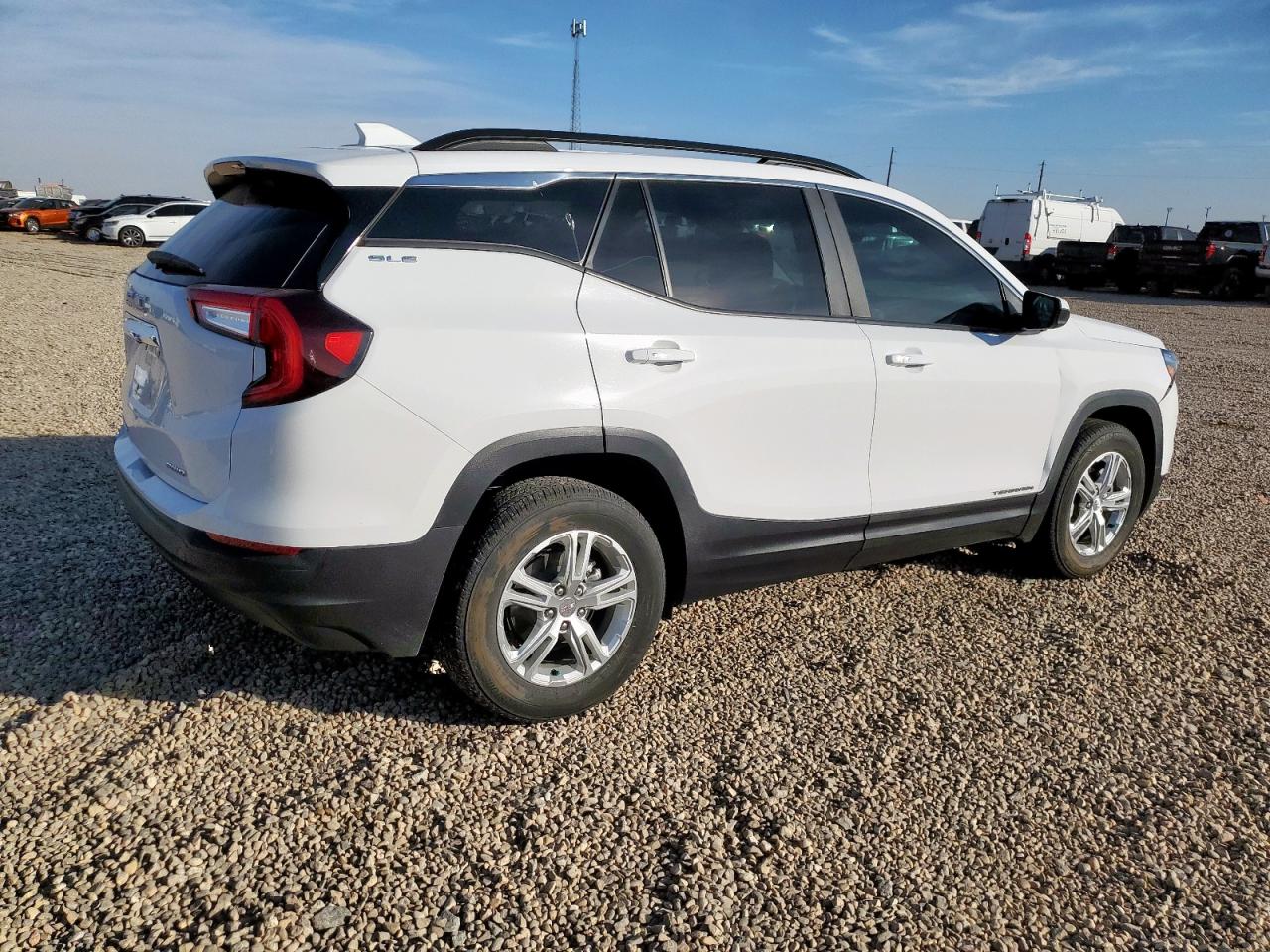 GMC Terrain Sle Image 3