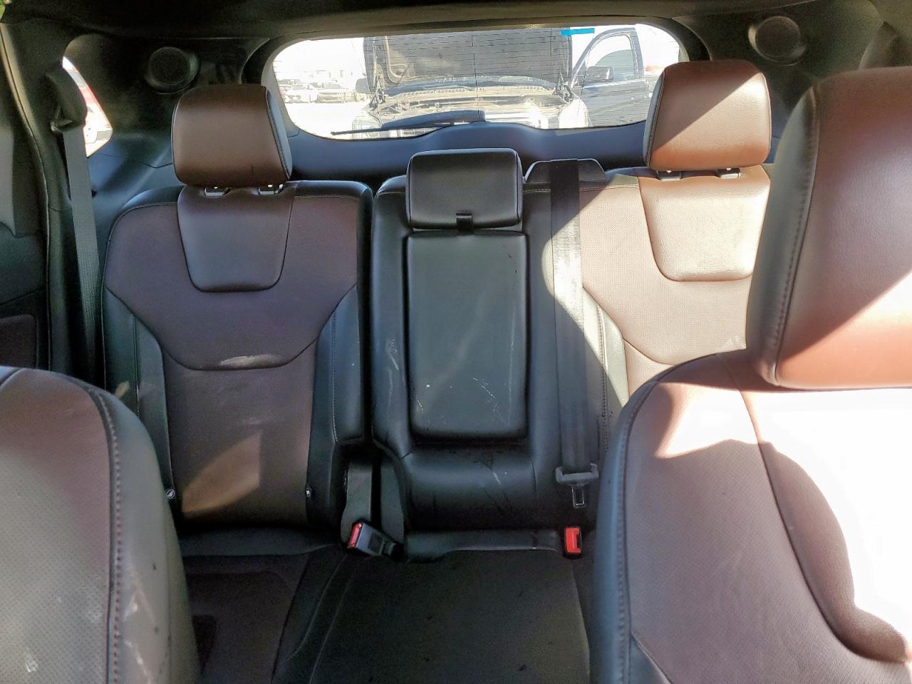 Ford Edge Titanium Image 8