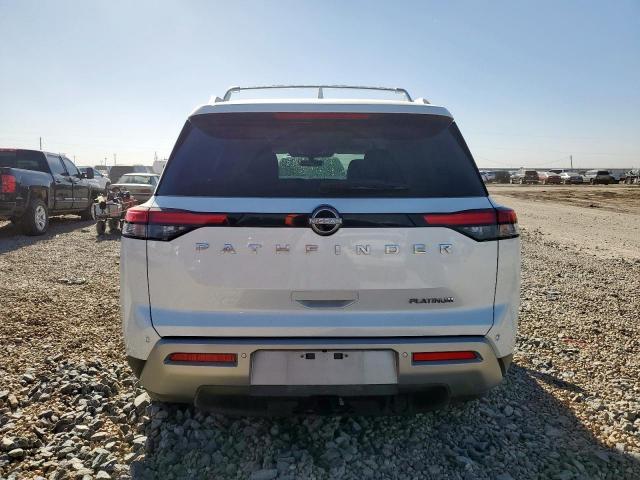 Nissan Pathfinder Platinum Image 5