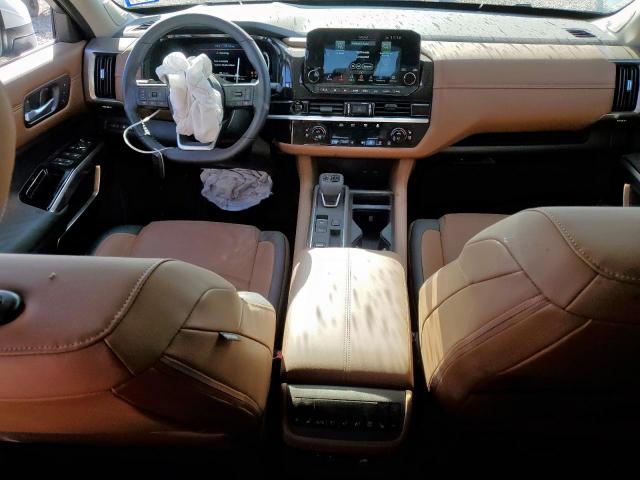 Nissan Pathfinder Platinum Image 7