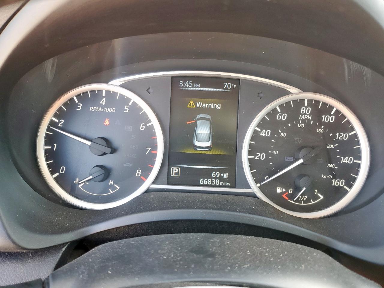 Nissan Sentra S Image 7