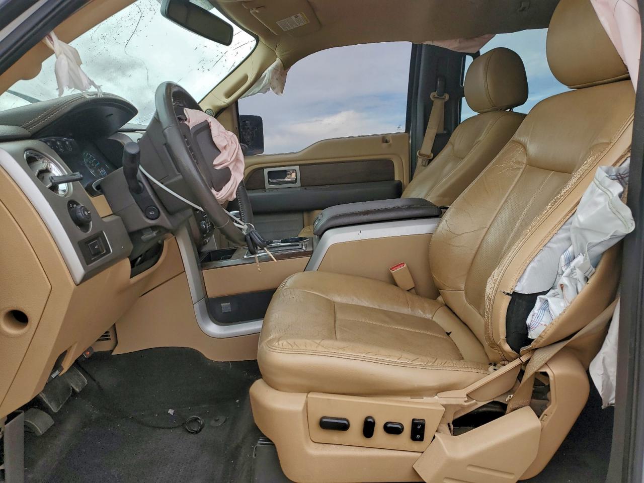 Ford F-150 Supercrew Image 4