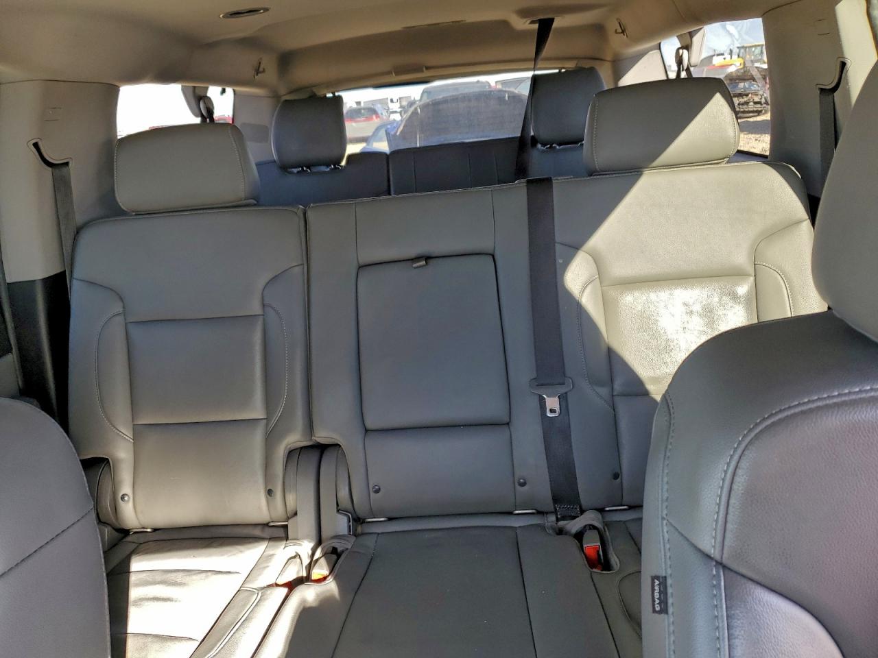 Chevrolet Suburban K1500 Lt Image 11