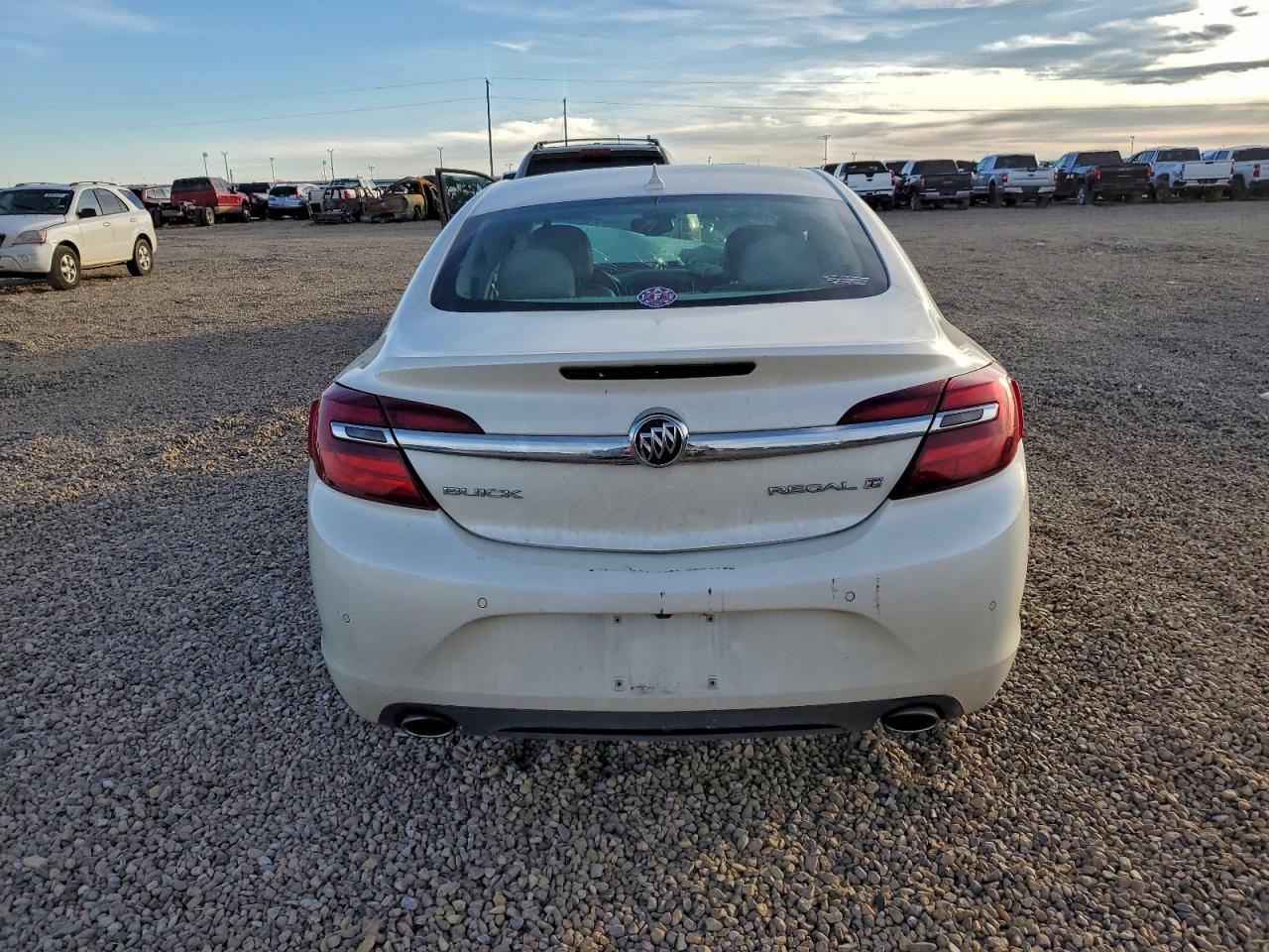 Buick Regal Premium Image 8