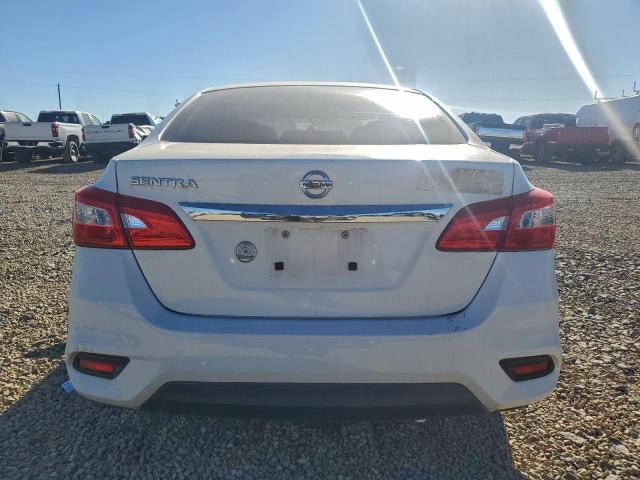Nissan Sentra S Image 4