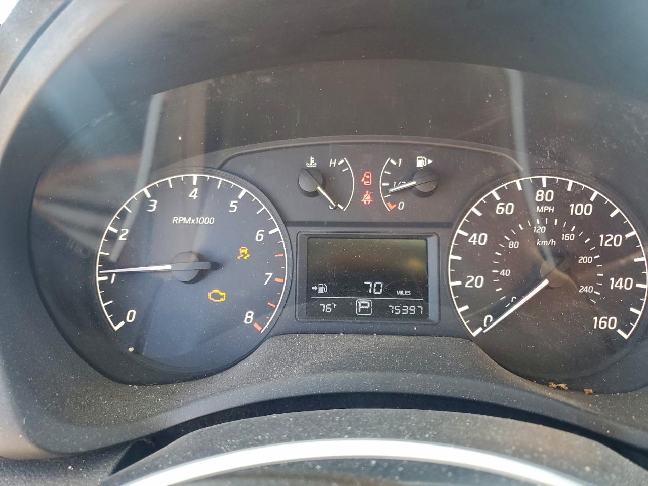 Nissan Sentra S Image 9