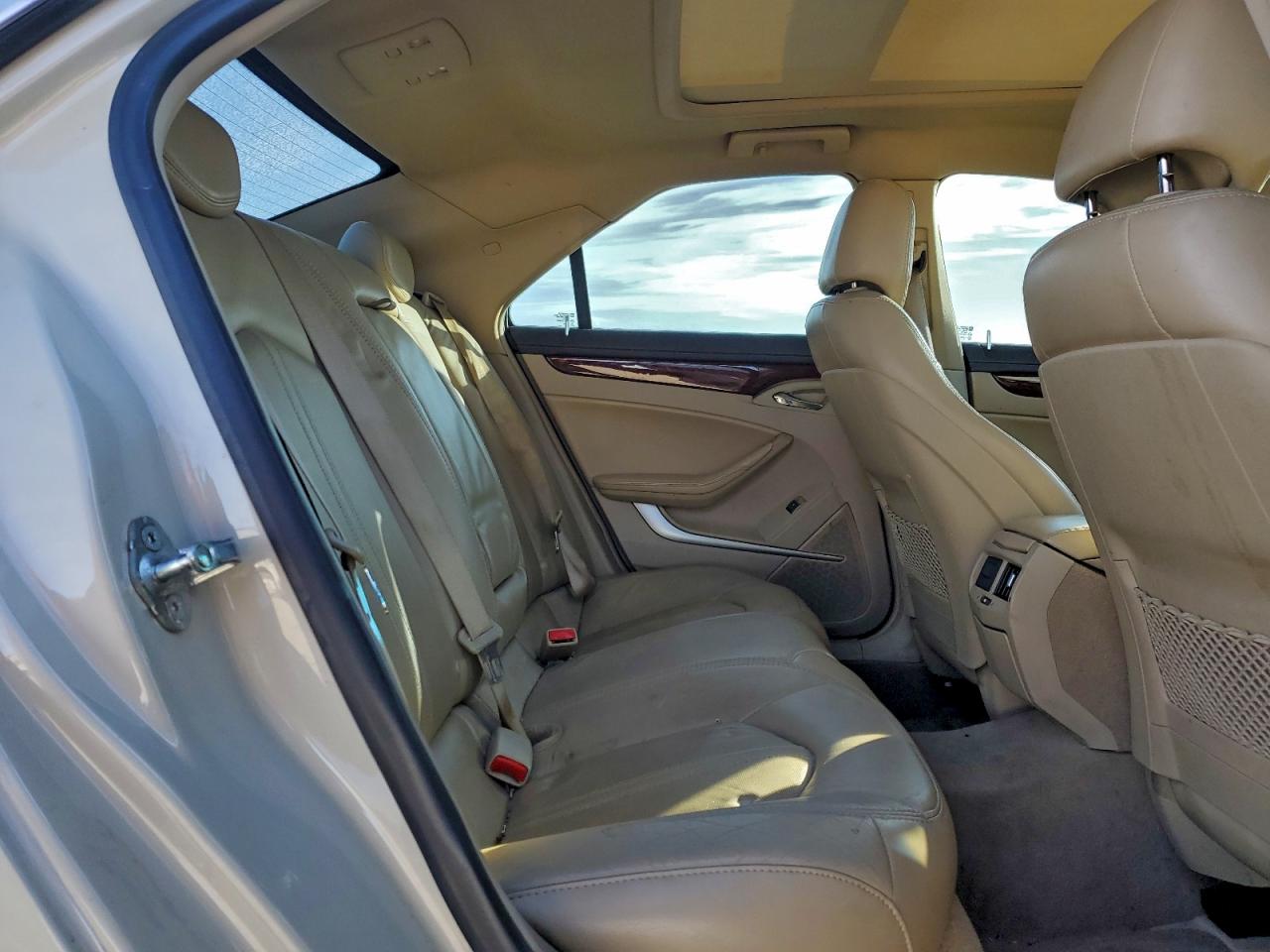 Cadillac CTS Luxury Collection Image 7