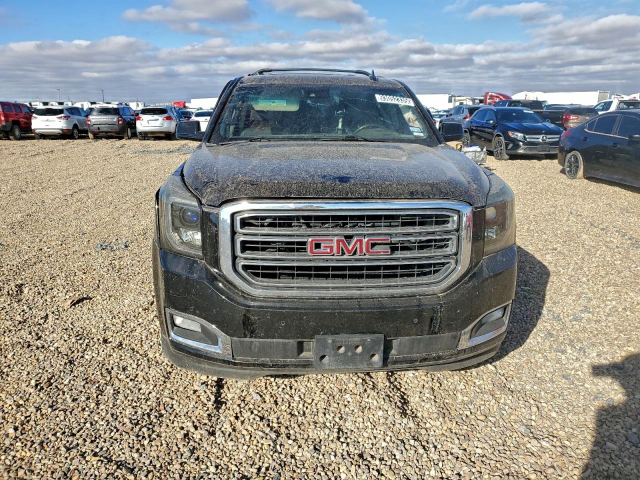 GMC Yukon C1500 Slt Image 4