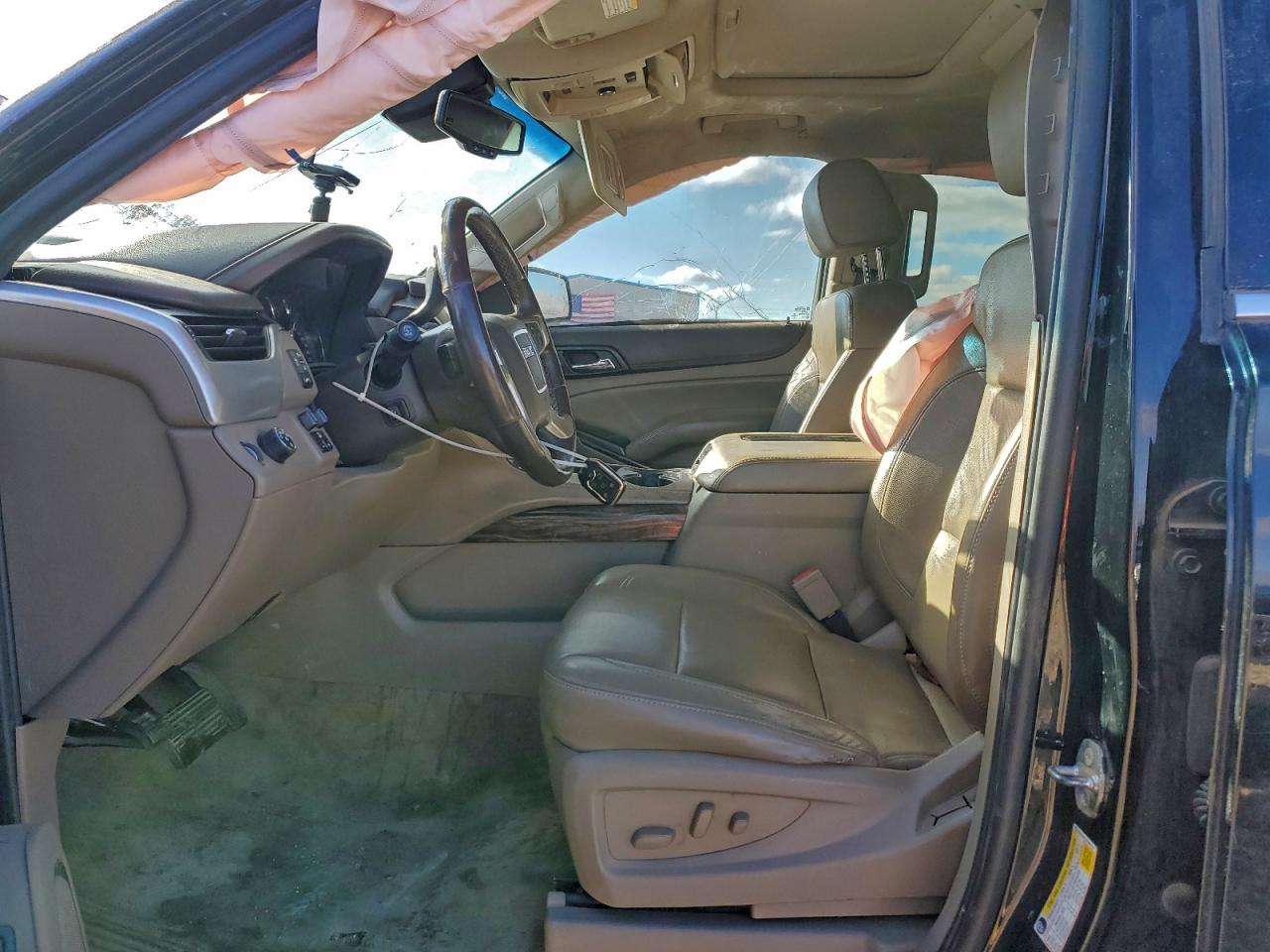 GMC Yukon C1500 Slt Image 10