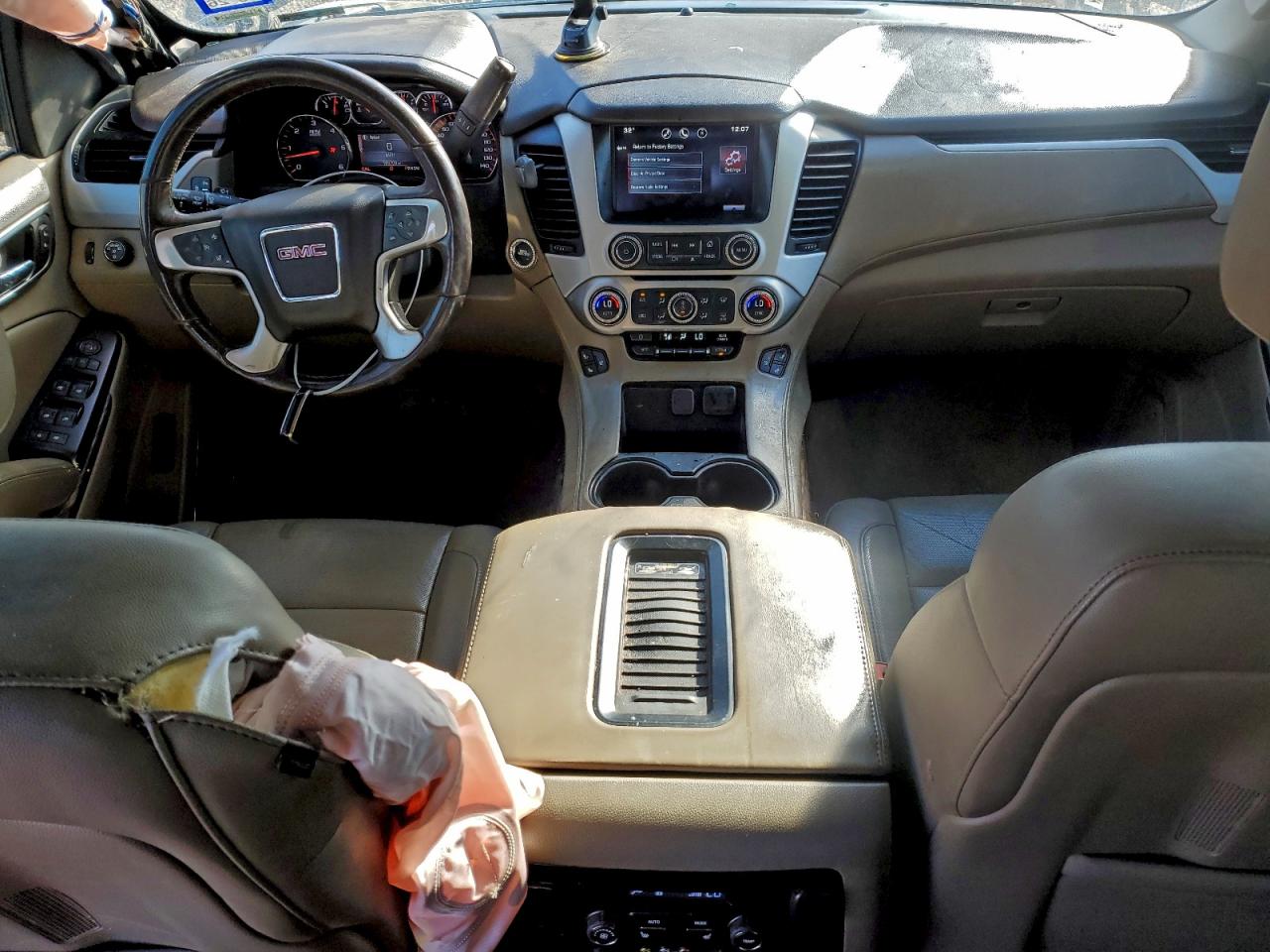 GMC Yukon C1500 Slt Image 7