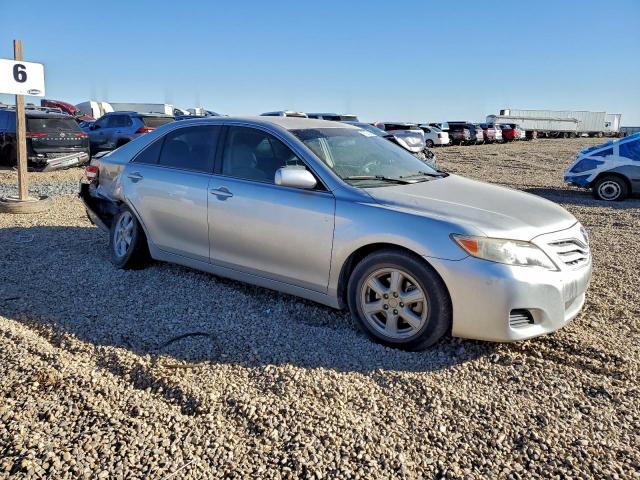 Toyota Camry Base Image 5