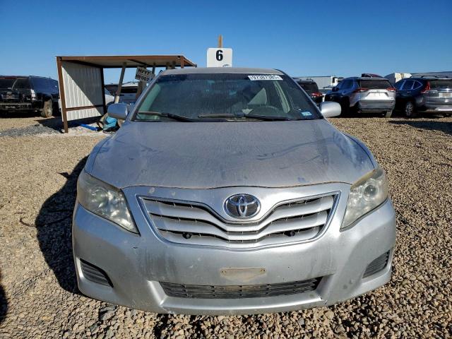 Toyota Camry Base Image 12