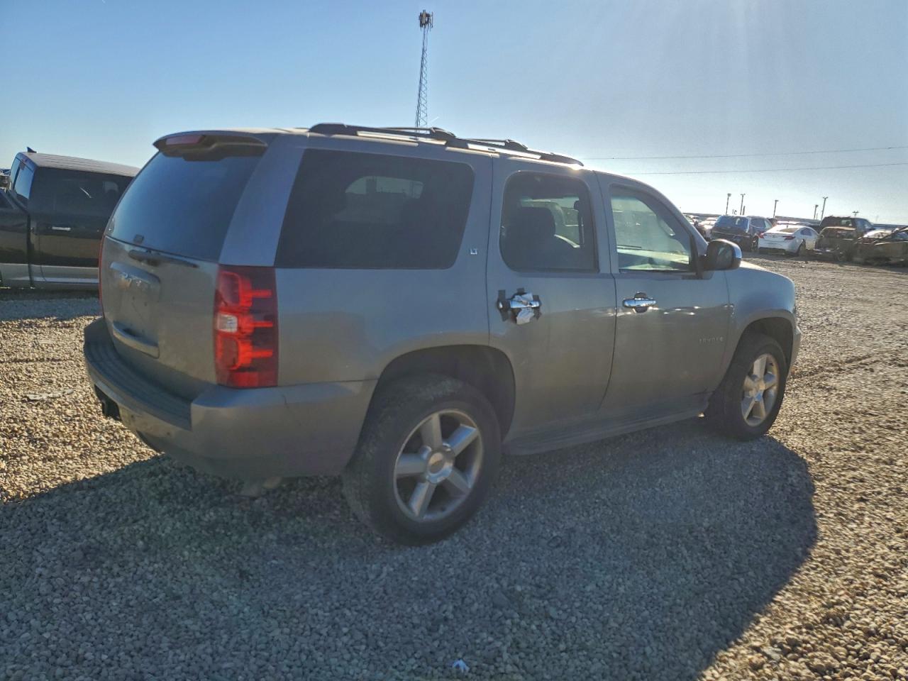 Chevrolet Tahoe C1500 Lt Image 11