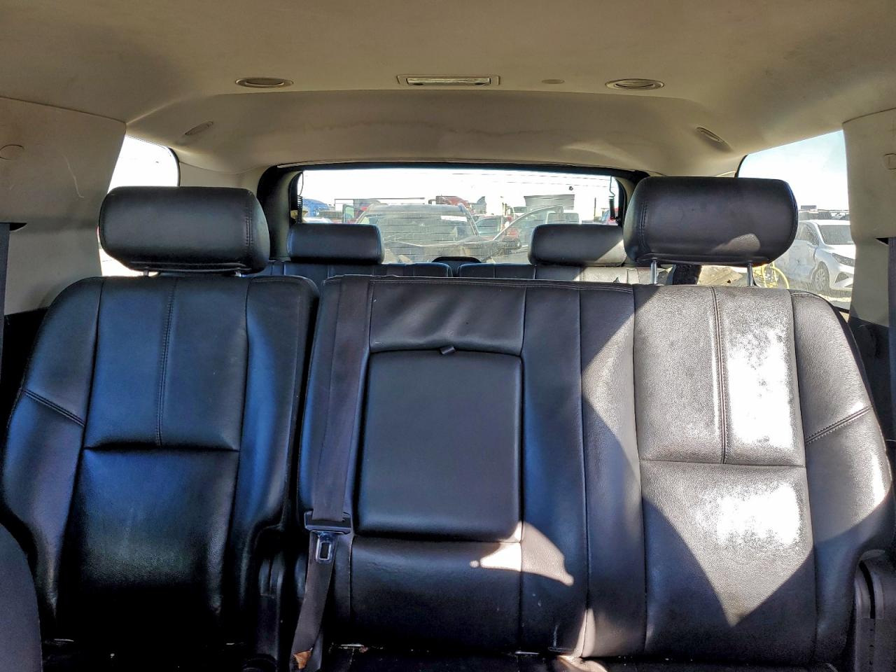 Chevrolet Tahoe C1500 Lt Image 13