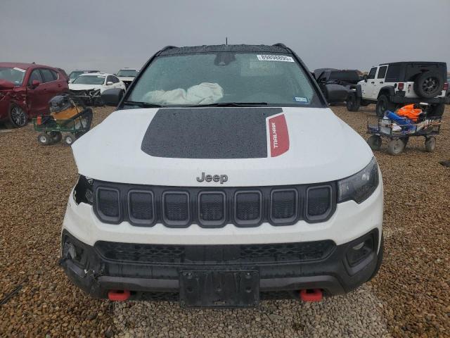 Jeep Compass Trailhawk Image 6