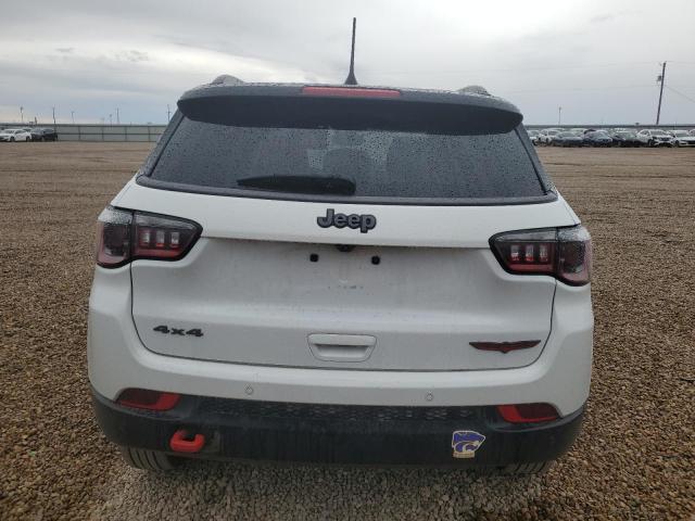 Jeep Compass Trailhawk Image 5