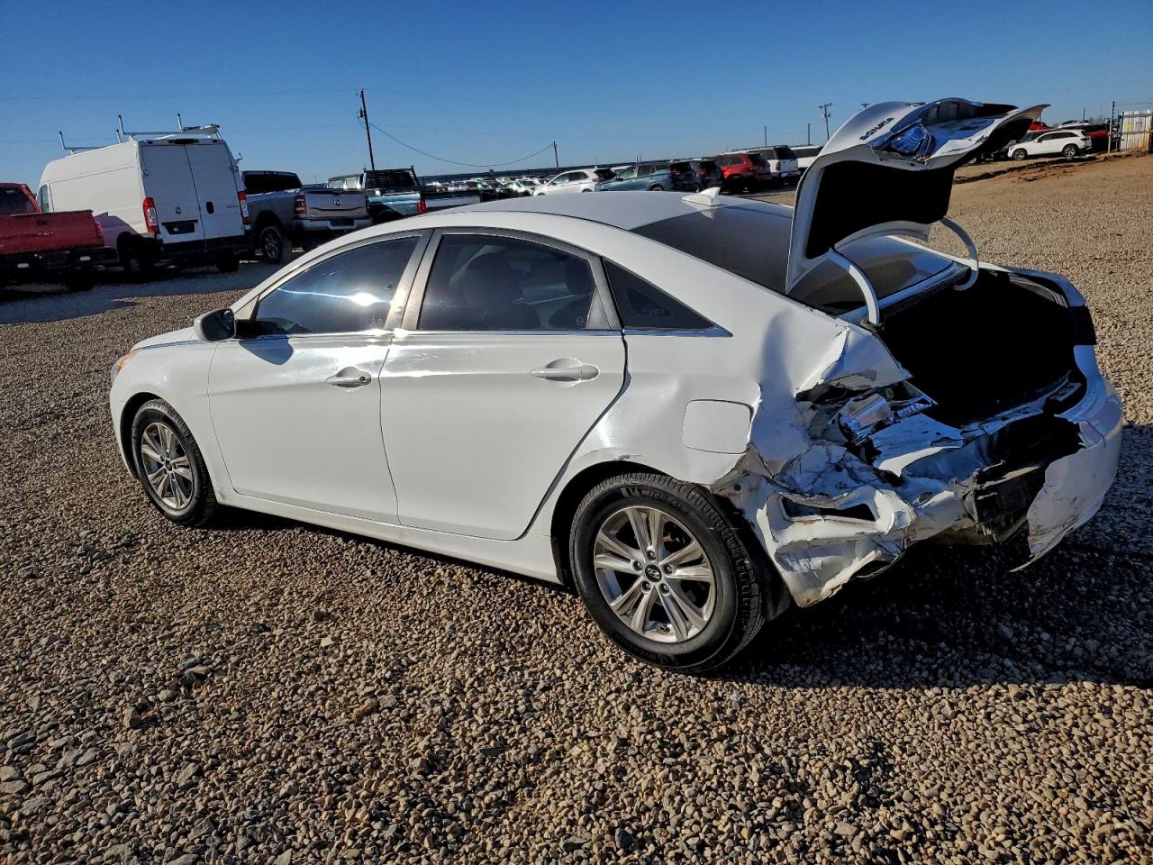 Hyundai SONATA Gls Image 2