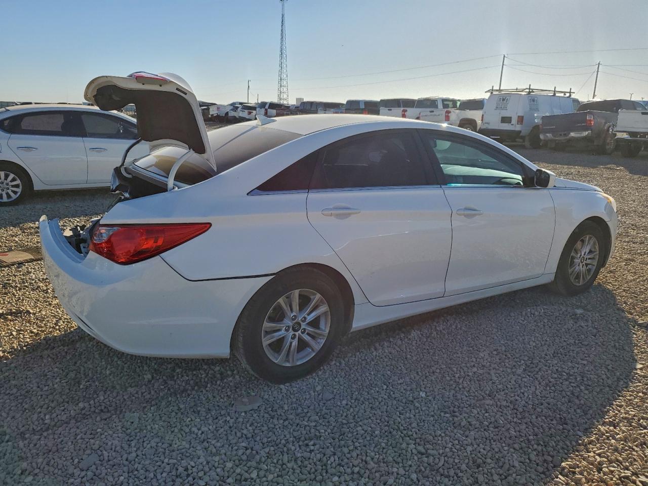 Hyundai SONATA Gls Image 5