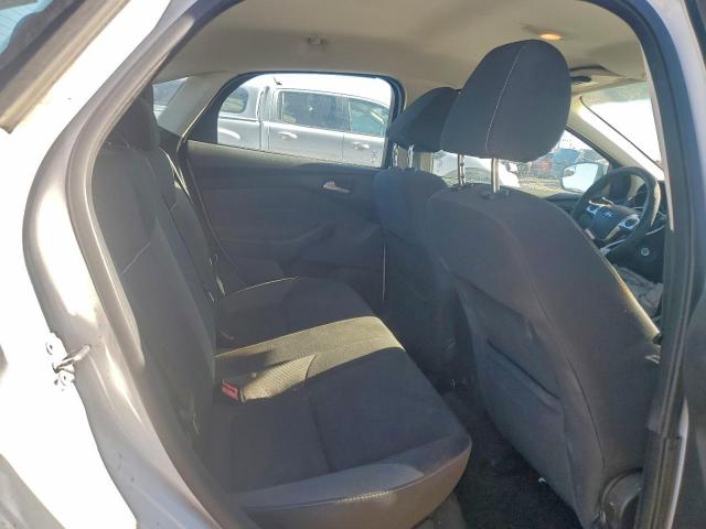 Ford Focus Se Image 10