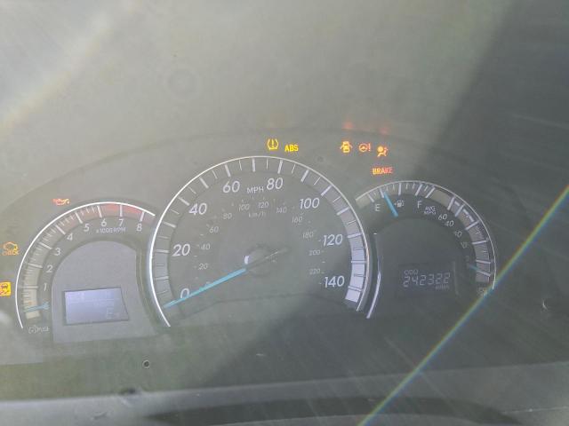 Toyota Camry L Image 12