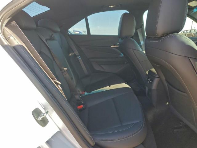 Cadillac CT4 Luxury + Image 8