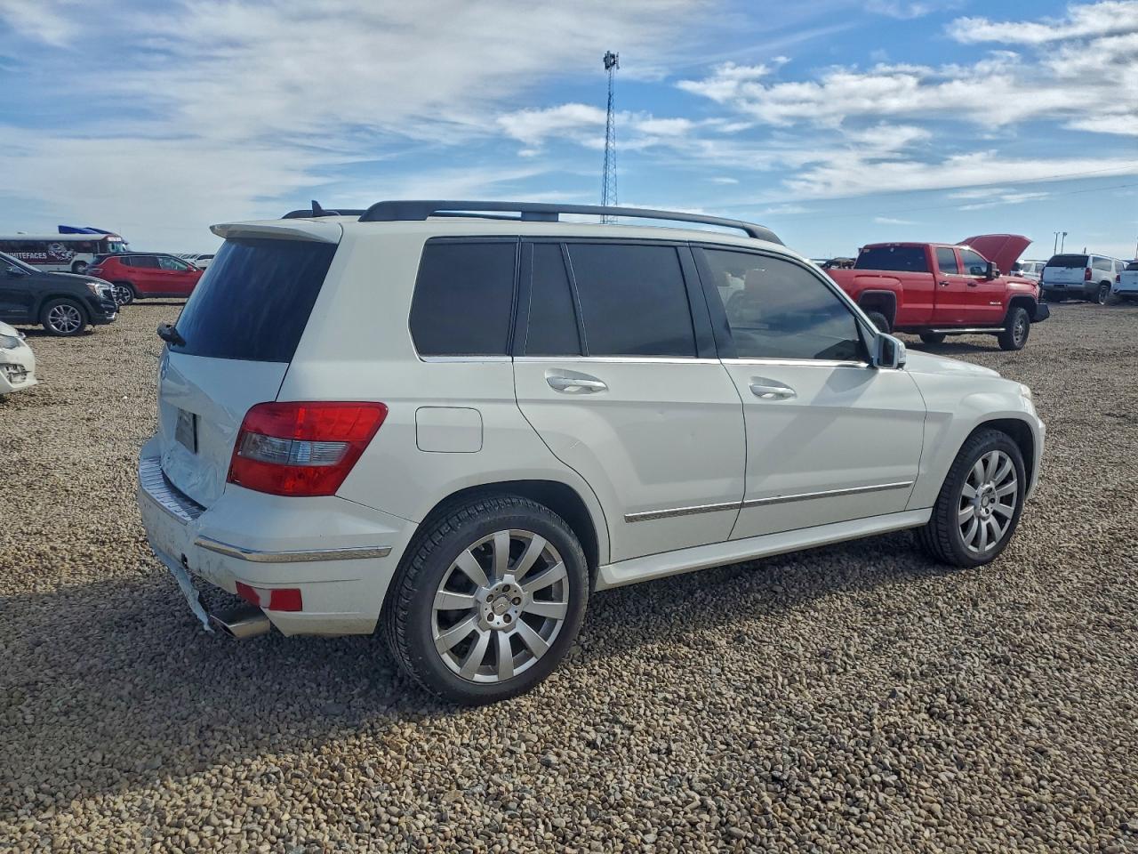 Mercedes-Benz GLK 350 Image 13